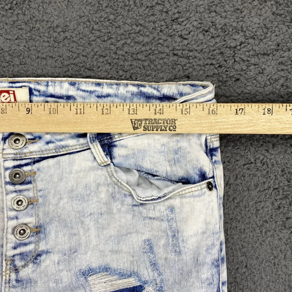 lei Juniors Size 11 Light Wash Distressed Ripped‎ Denim Jeans Button Fly